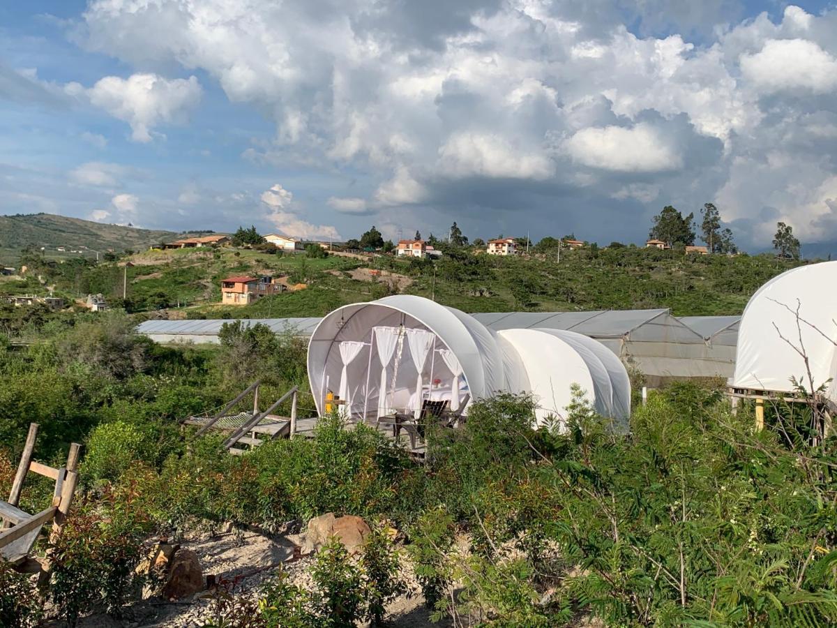 Origen Glamping En บียาเดเลย์บา ภายนอก รูปภาพ