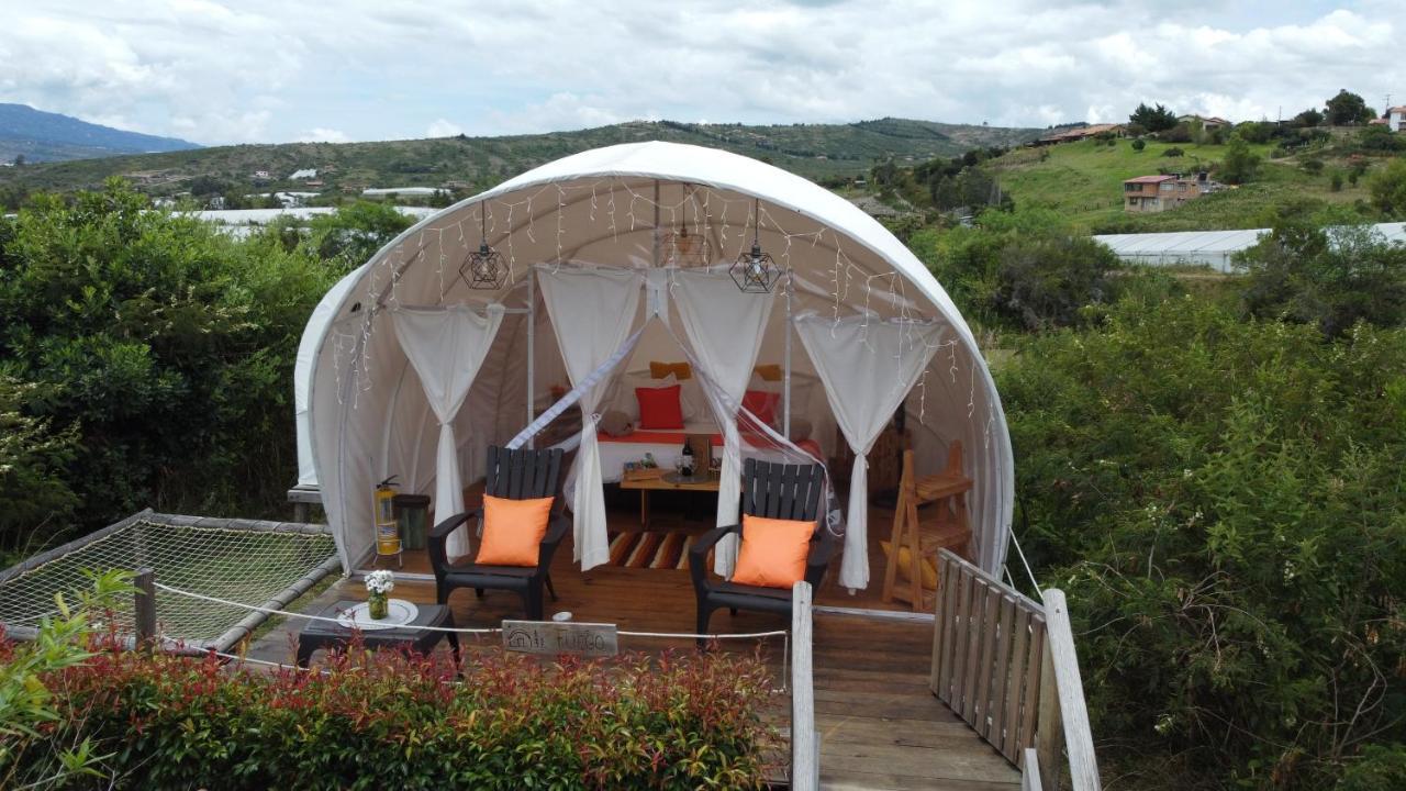 Origen Glamping En บียาเดเลย์บา ภายนอก รูปภาพ