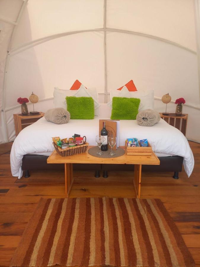 Origen Glamping En บียาเดเลย์บา ภายนอก รูปภาพ