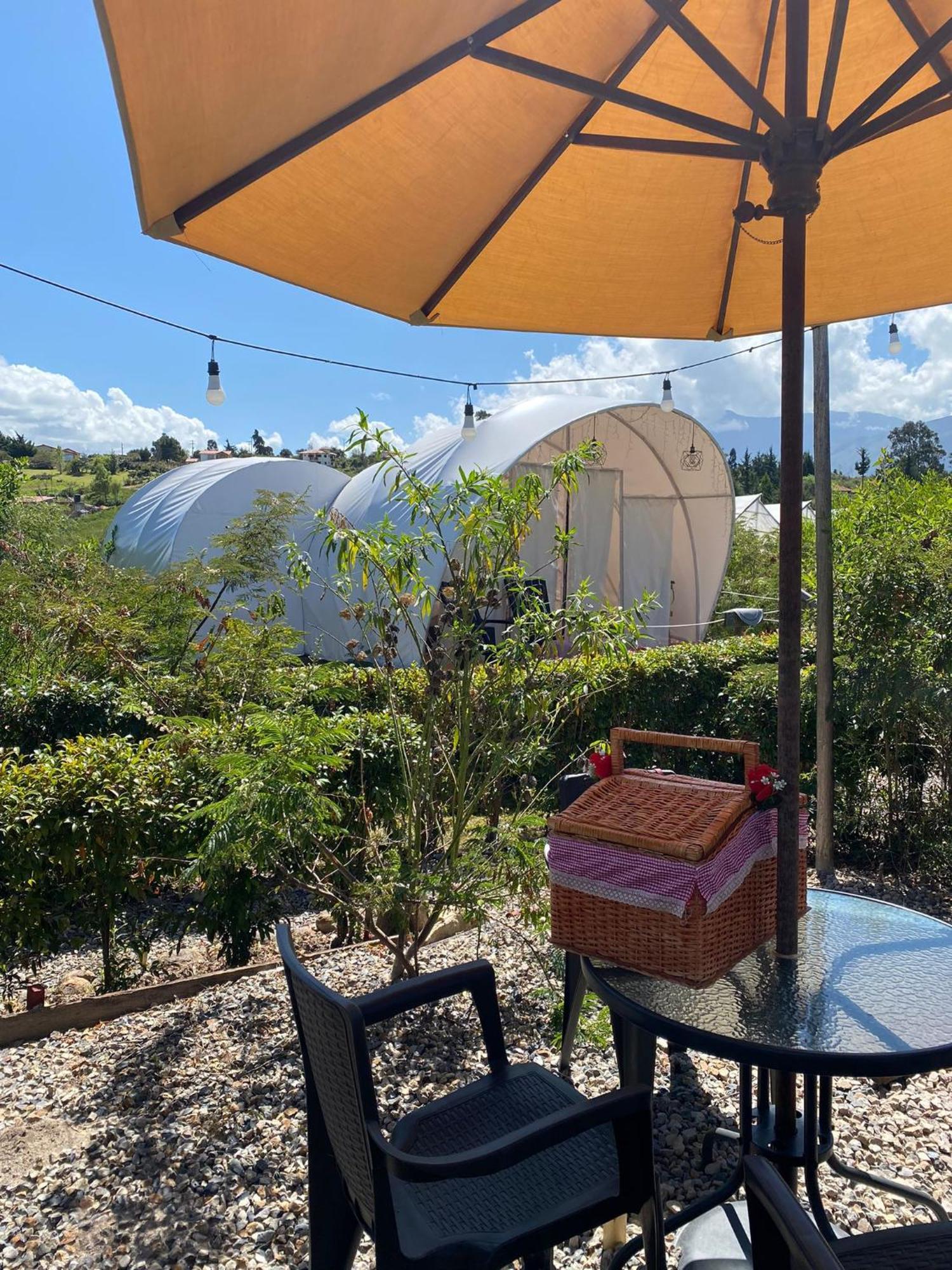 Origen Glamping En บียาเดเลย์บา ภายนอก รูปภาพ